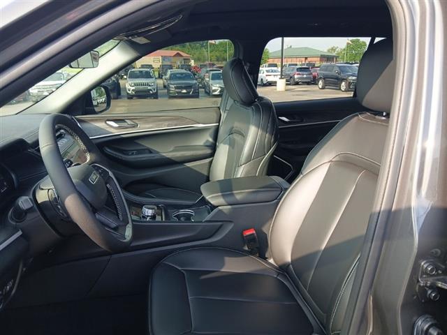 2026 Jeep Grand Cherokee L