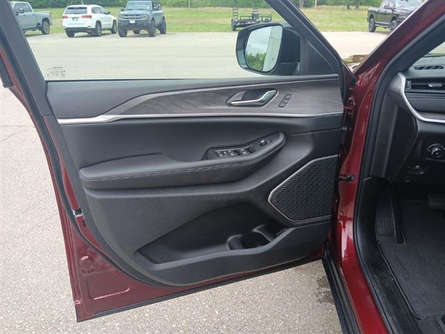 2026 Jeep Grand Cherokee L