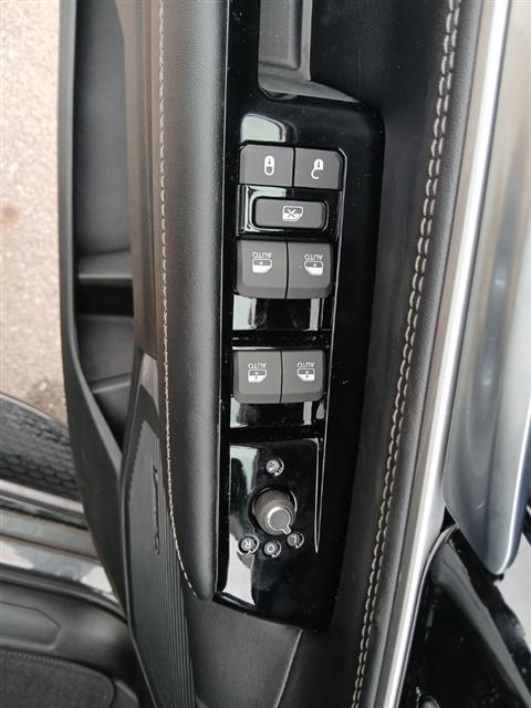 2026 Jeep Grand Wagoneer