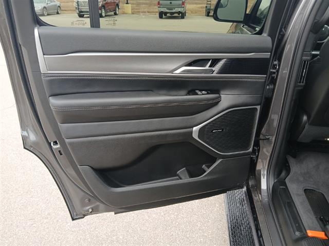 2026 Jeep Grand Wagoneer