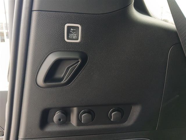 2026 Jeep Grand Wagoneer