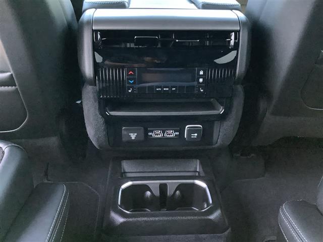 2025 Jeep Wagoneer