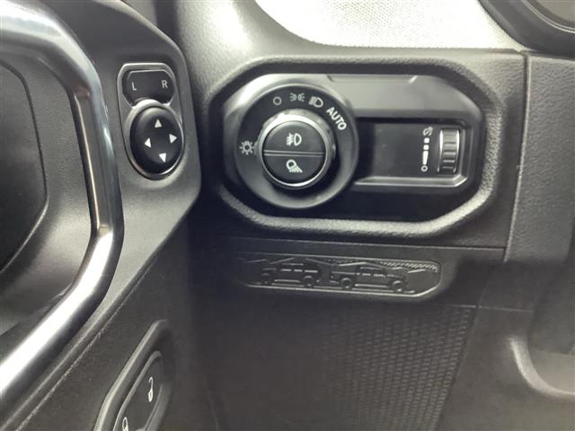 2025 Jeep Gladiator