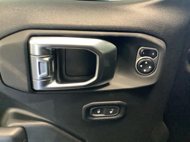 2025 Jeep Gladiator