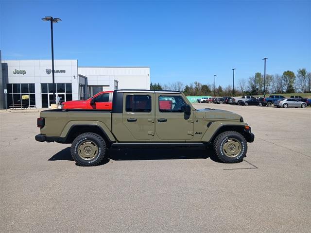 2026 Jeep Gladiator