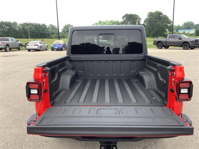 2025 Jeep Gladiator