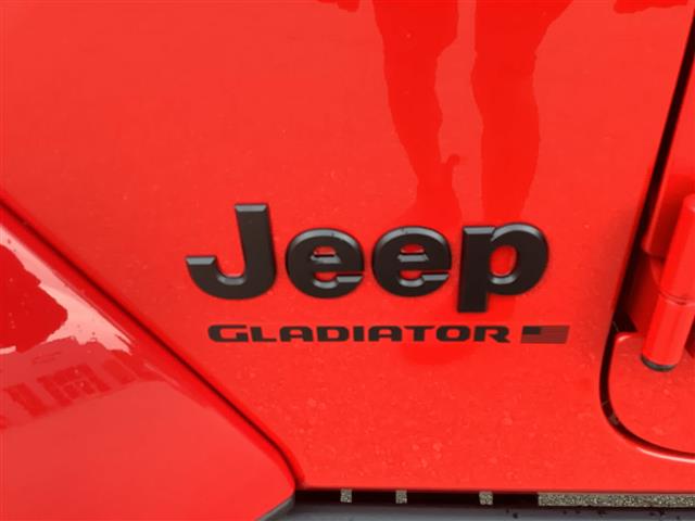 2025 Jeep Gladiator