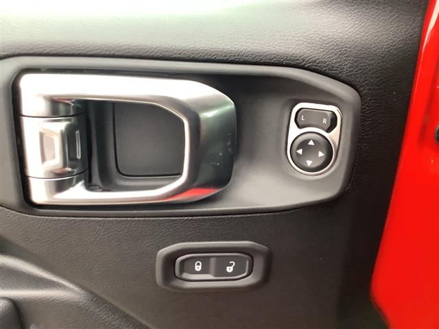 2025 Jeep Gladiator