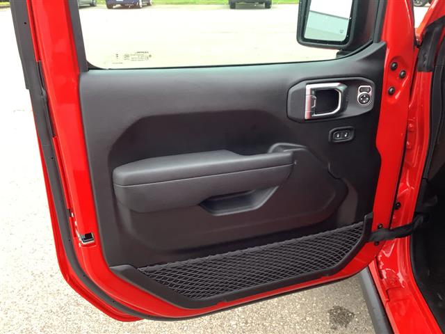 2025 Jeep Gladiator