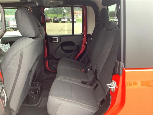 2025 Jeep Gladiator