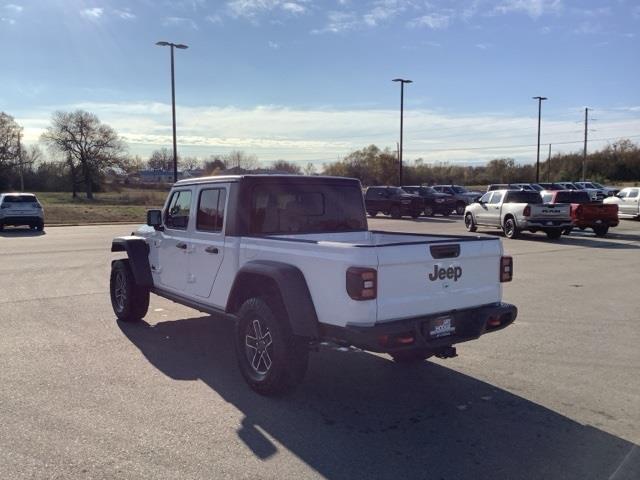 2025 Jeep Gladiator