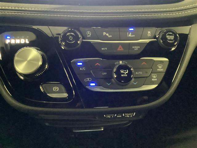 2025 Chrysler Pacifica