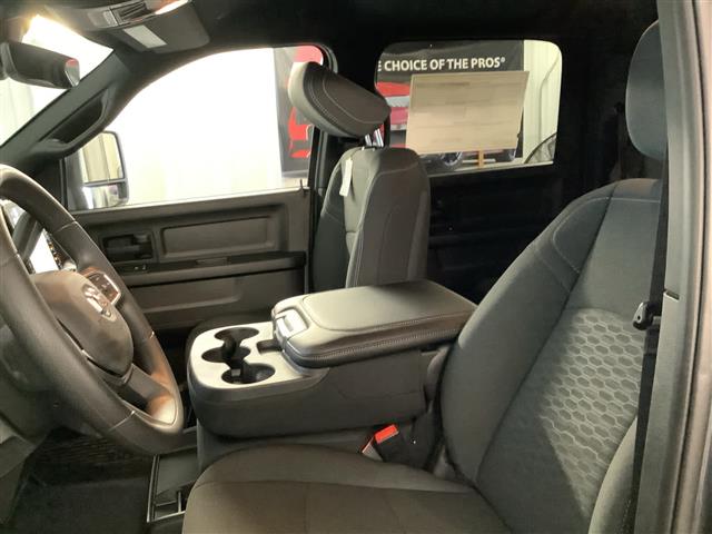 2025 Ram 2500