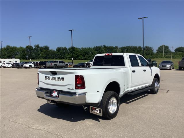 2025 Ram 3500