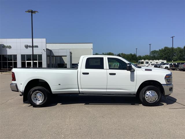 2025 Ram 3500