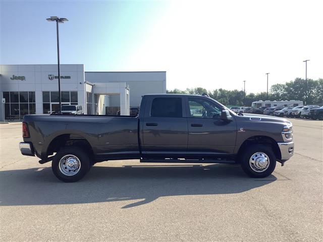 2025 Ram 3500