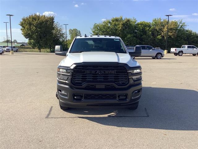 2026 Ram 3500 Chassis Cab