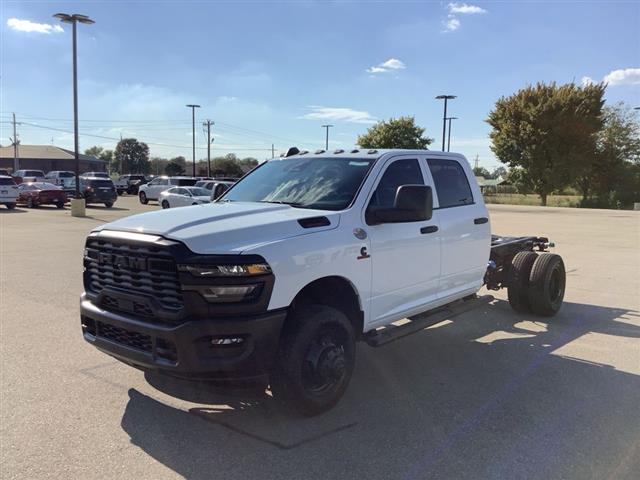 2026 Ram 3500 Chassis Cab