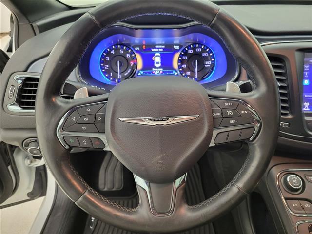 2016 Chrysler 200