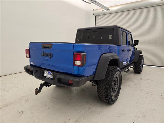2021 Jeep Gladiator