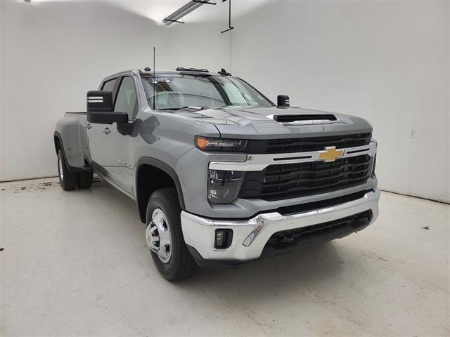 2025 Chevrolet Silverado 3500HD