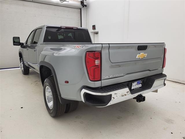 2025 Chevrolet Silverado 3500HD