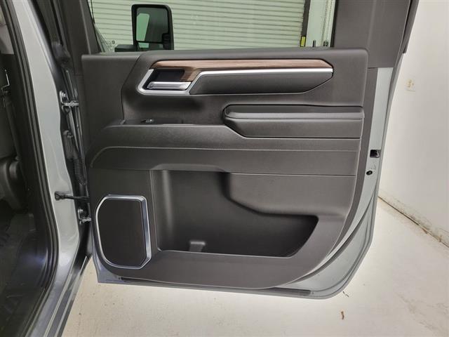 2025 Chevrolet Silverado 3500HD