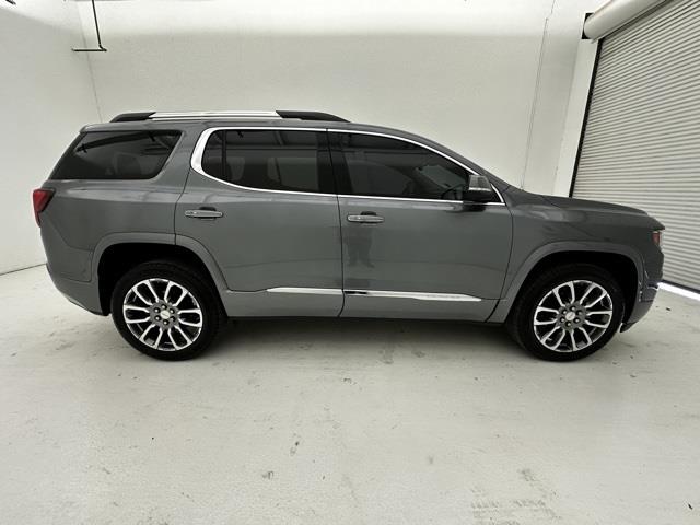 2022 GMC Acadia