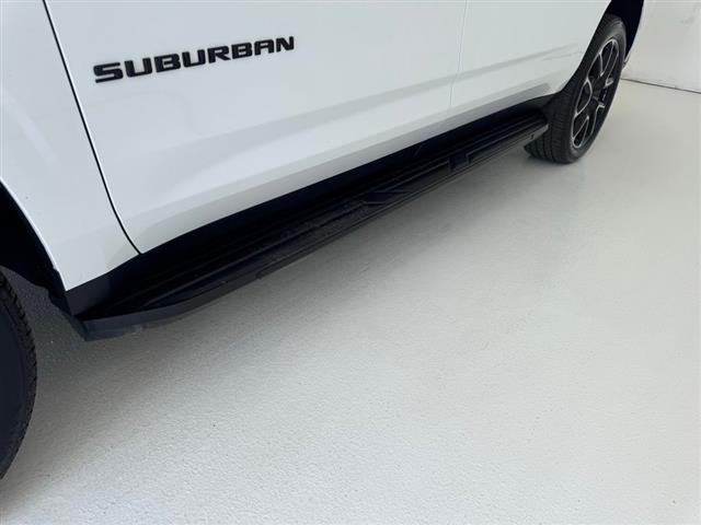 2024 Chevrolet Suburban