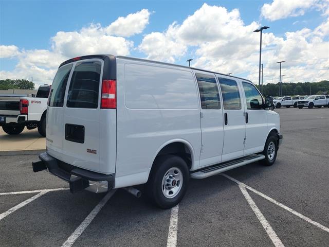 2023 GMC Savana Cargo Van