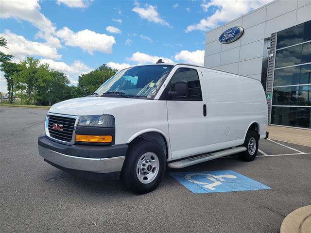 2023 GMC Savana Cargo Van