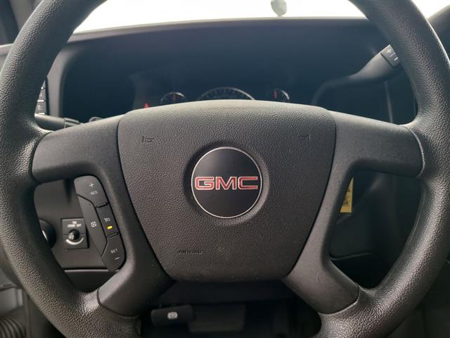 2023 GMC Savana Cargo Van