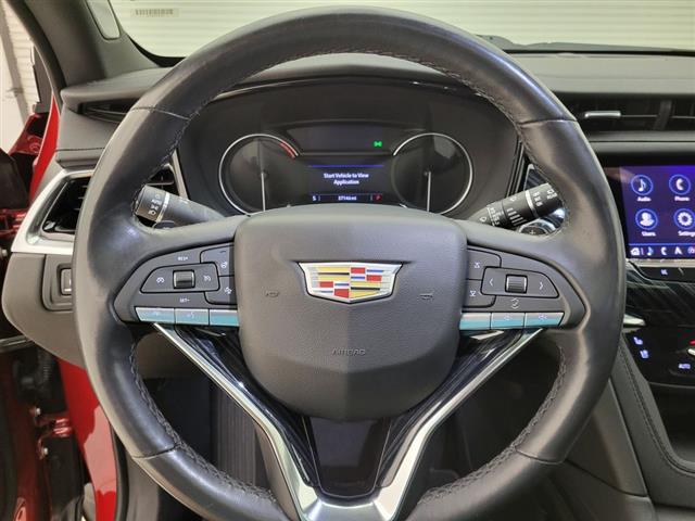 2024 Cadillac XT6