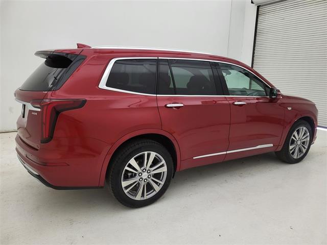 2024 Cadillac XT6