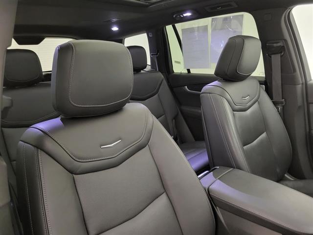 2024 Cadillac XT6