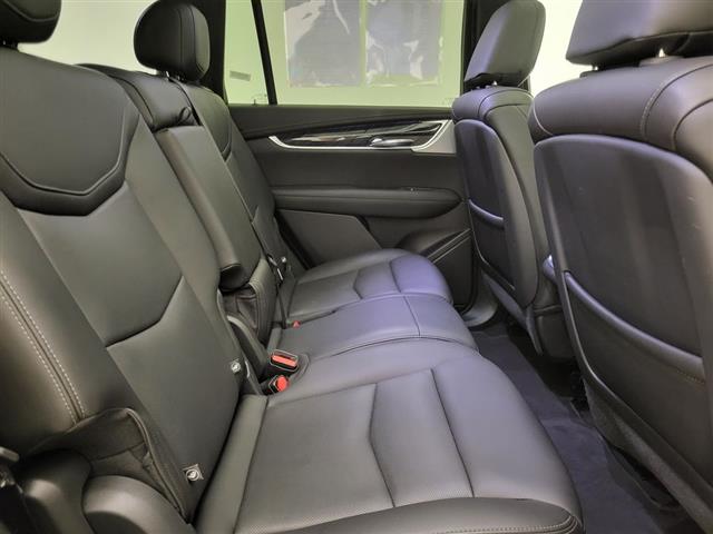 2024 Cadillac XT6