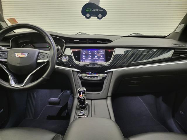 2024 Cadillac XT6