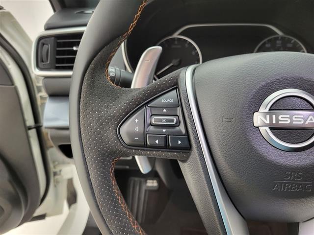 2023 Nissan Maxima