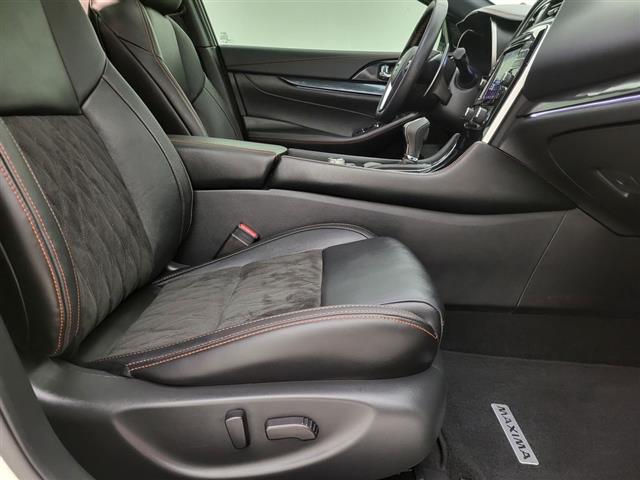 2023 Nissan Maxima
