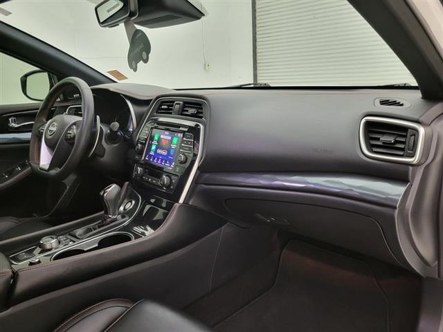 2023 Nissan Maxima