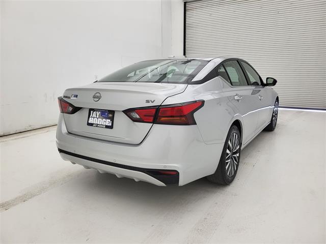 2024 Nissan Altima