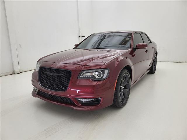 2023 Chrysler 300