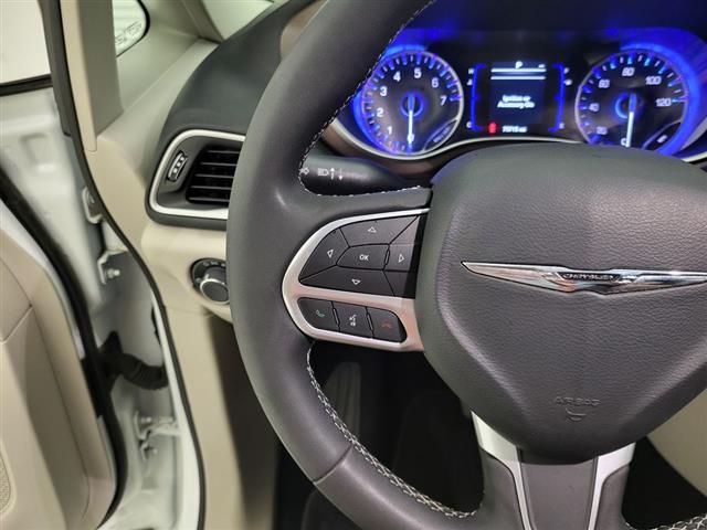 2024 Chrysler Voyager