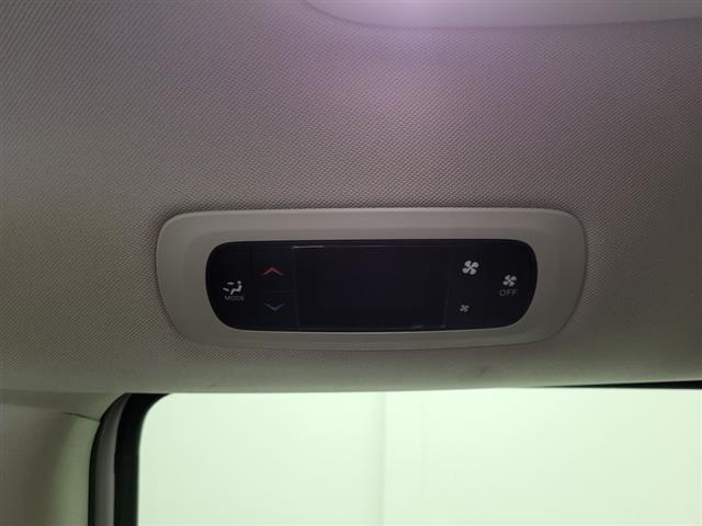 2024 Chrysler Voyager