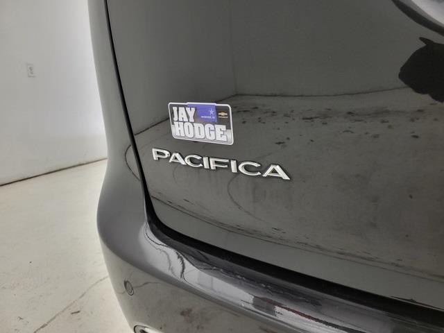 2022 Chrysler Pacifica