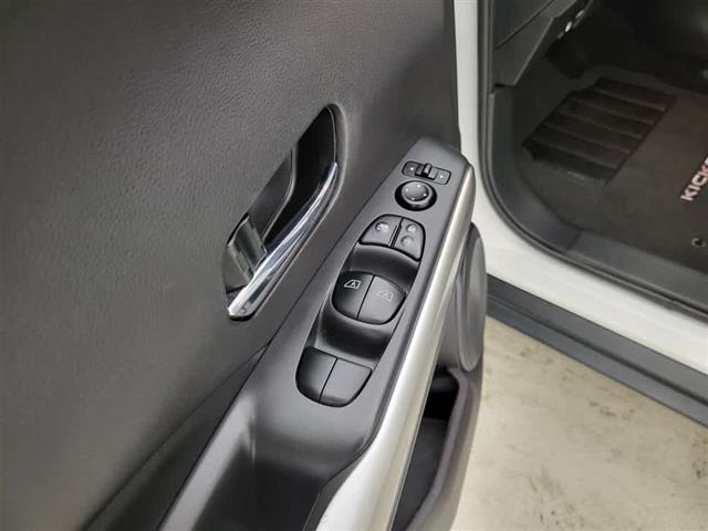2020 Nissan Kicks
