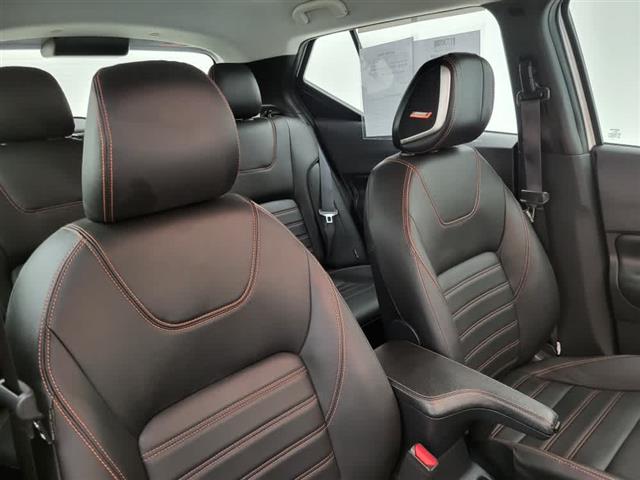2020 Nissan Kicks