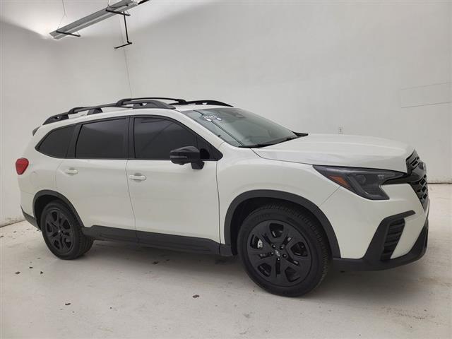 2023 Subaru Ascent Onyx Edition Limited's photo