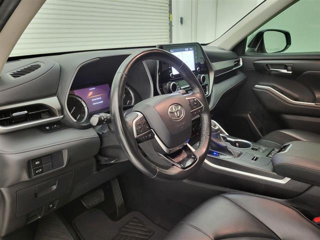 2021 Toyota Highlander