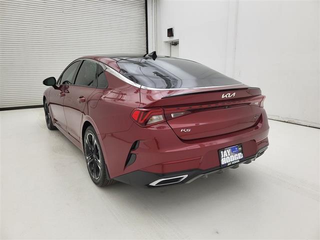2022 Kia K5
